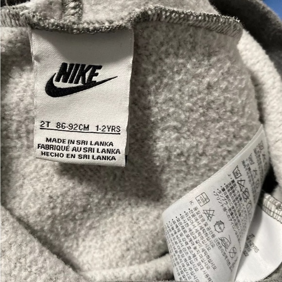 Nike Boys Pullover Hoodie Sweat Shirt Gray  Size 2T Logo Great Condition - Picture 4 of 8